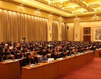 冲高回落，周末炸雷！钢厂大跌200！钢价还要跌？